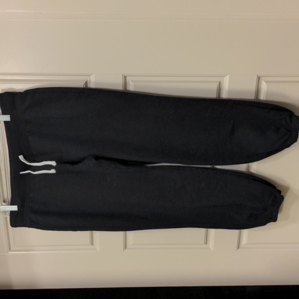 Mossimo Black Crop Pants, Size Small